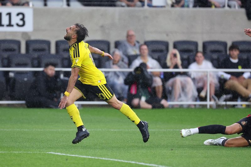 Crew forward Diego Rossi reacts after missing a shot against Atlanta on May 24.