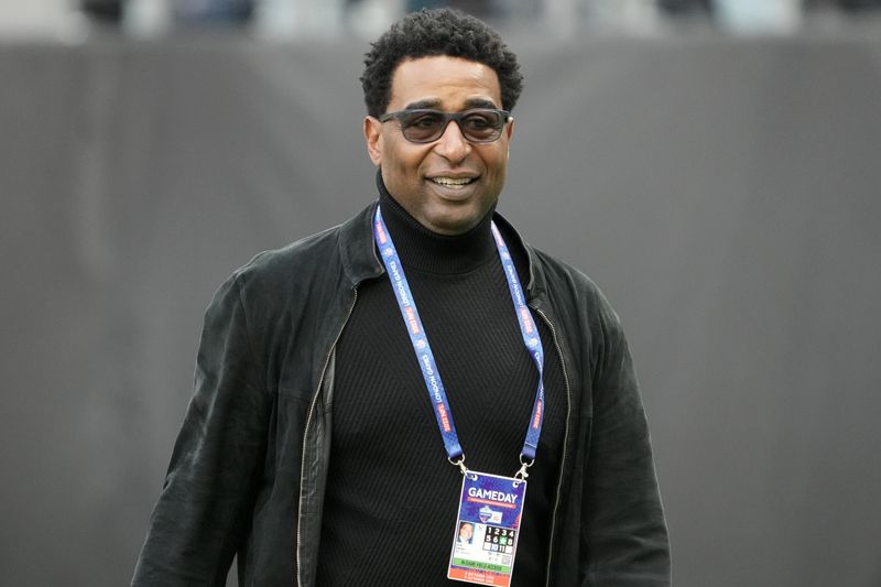 Oct 2, 2022; London, United Kingdom; Cris Carter attends an NFL International Series game at Tottenham Hotspur Stadium. Mandatory Credit: Kirby Lee-USA TODAY Sports