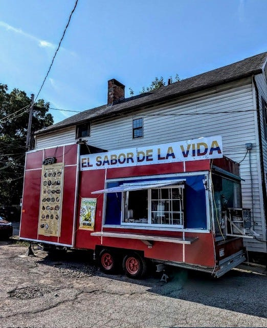 Diners on the lookout for a wide range of Latin food can usually find El Sabor de la Vida in the parking lot of Used Kids Records on Summit Street in the University District.