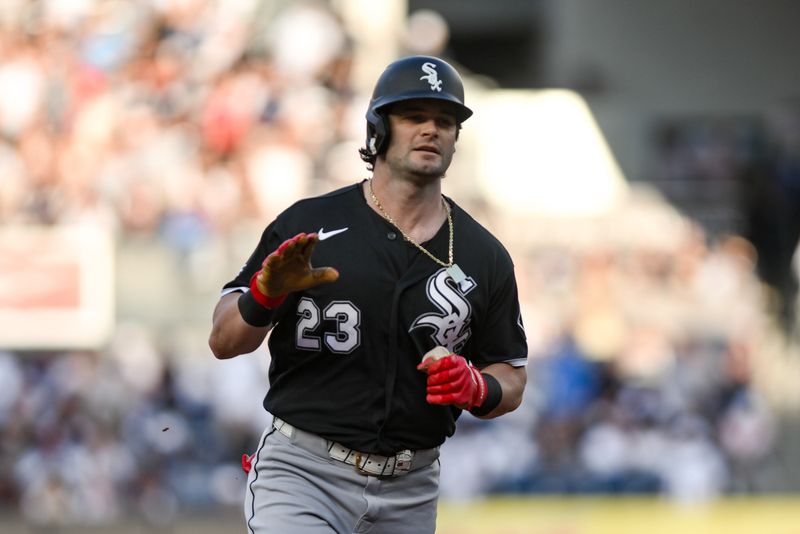 Chicago White Sox outfielder Andrew Benintendi starred at Madeira High School.