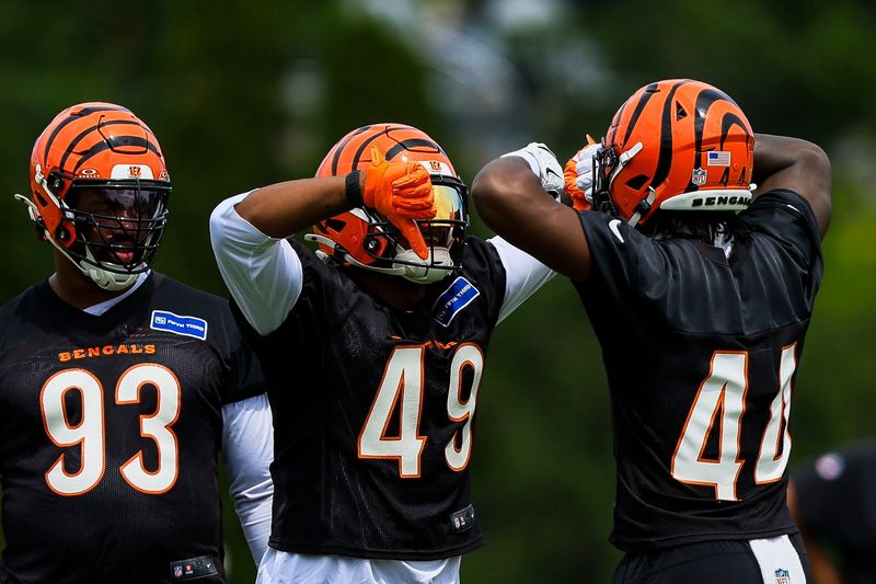 The Bengals are banking on second-year leaps from linebackers Barrett Carter (49) and Demetrius Knight Jr. (44) in 2026.
