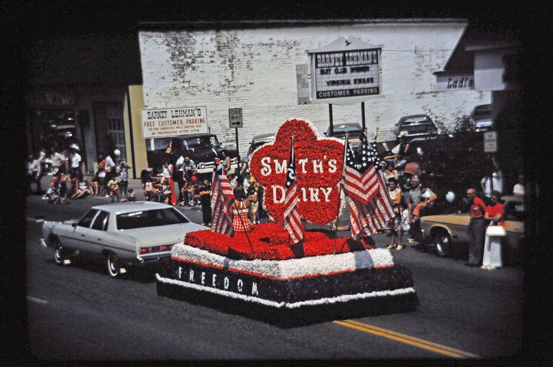 Smith's Dairy of Orrville with a float in the Wooster Bicentennial parade.
