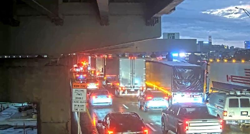 All lanes are closed on I-75 North at I-71/I-75 Split, due to a crash about 6 a.m. Thursday, June 18. Traffic is backing up onto the Brent Spence Bridge