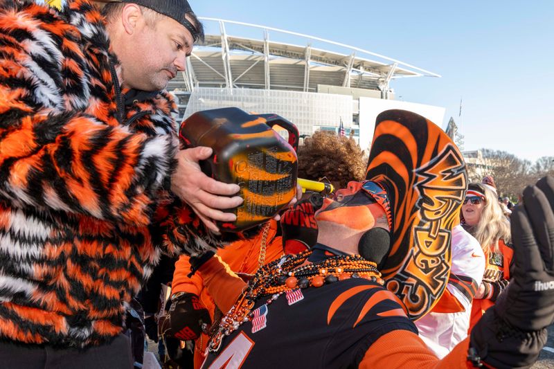 The Battle of Ohio. The Cincinnati Bengals (6-10) hosts the Cleveland Browns (4-12) at Paycor Stadium on Jan. 4, 2026. The tailgating parties around Paycor continue to supply lots of energy with the final game of the season. Gas Can to the Face is the featured drink from The Bengal Trailer. Who-Dey Baby traditionally is the first person to drink as Rick Mason delivers the gas can to the face.