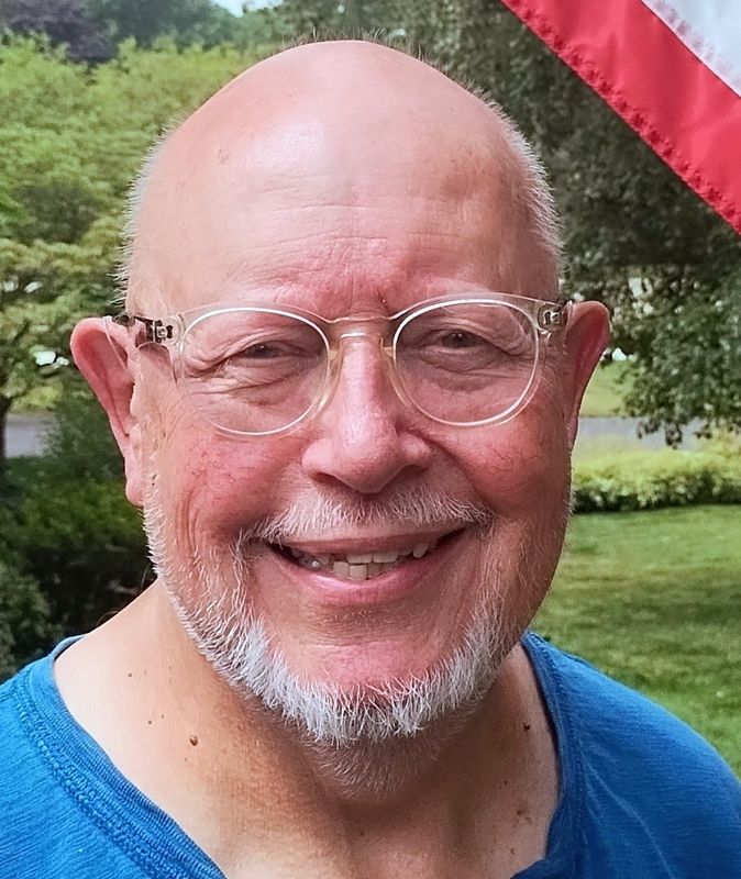 Tom Gibbins served as the manager of Lake Cable from 1981 until 2020.