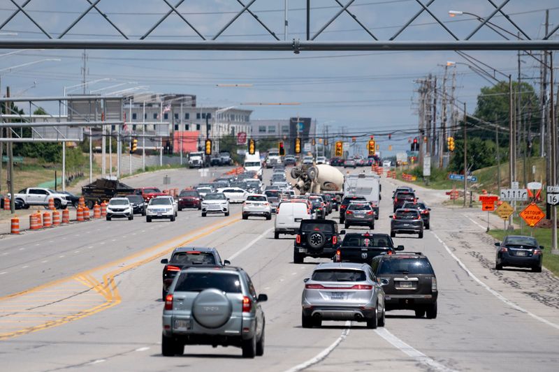 Traffic east of Interstate 270 at the East Broad Street, on Jul 23, 2026.
