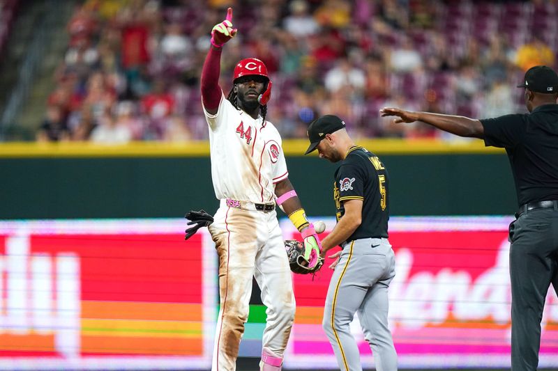 Elly De La Cruz is playing his best baseball of the season. In 27 games from June 29 through July, De La Cruz hit .306 with six home runs, a .400 on-base percentage, 14 extra-base hits overall and a .974 OPS. He was also 10-for-11 on steal attempts.