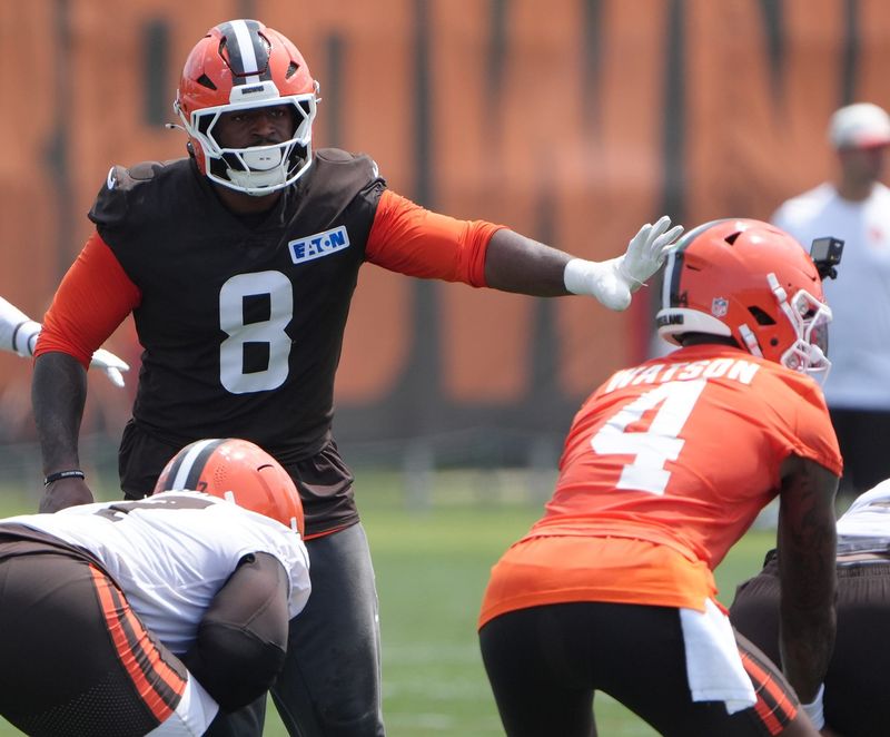 Browns defensive end Jared Verse gestures as he eyes quarterback Deshaun Watson during training camp, July, 31, 2026, in Berea.