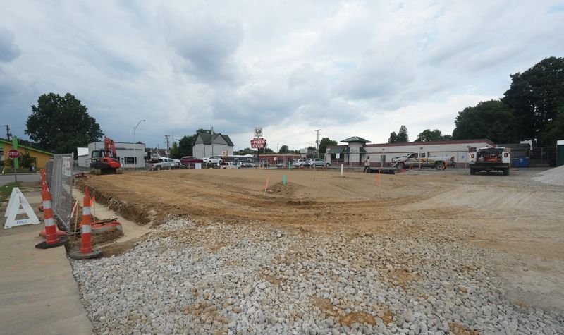 A new Curaleaf dispensary is being built on the northwest corner of Claremont Avenue NW and Tuscarawas Street W in Canton.