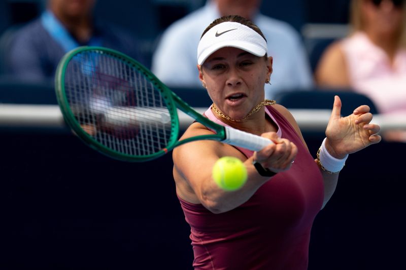Amanda Anisimova, of the United States, returns to Zeynep Sonmez, of Turkey, at the Cincinnati Open at the Lindner Family Tennis Center in Mason, Ohio, on Saturday, August 15, 2026.