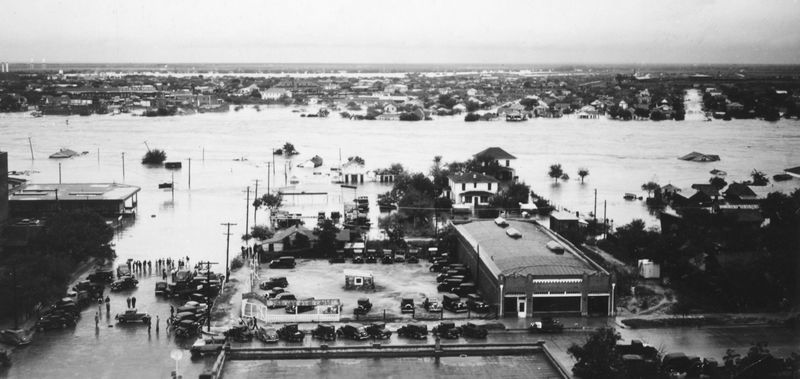 This picture views Irving Street from the McBurnett Building during the flood of 1936 in San Angelo.