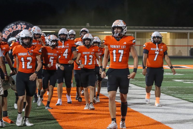 The Robert Lee football team runs onto the field at Griffith Stadium on Friday, Oct. 25, 2024.