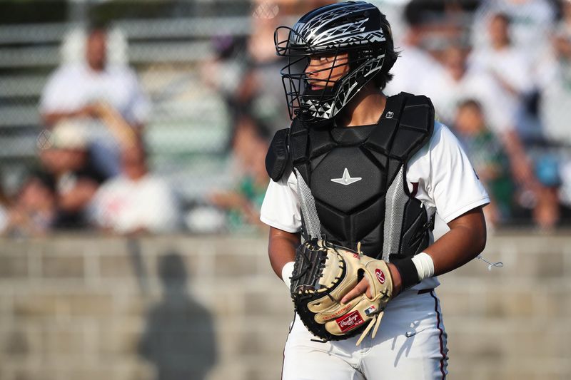 London’s Christian Olivares catches during the second game in a regional final series on May 24, 2025, at Cabaniss Stadium in Corpus Christi.