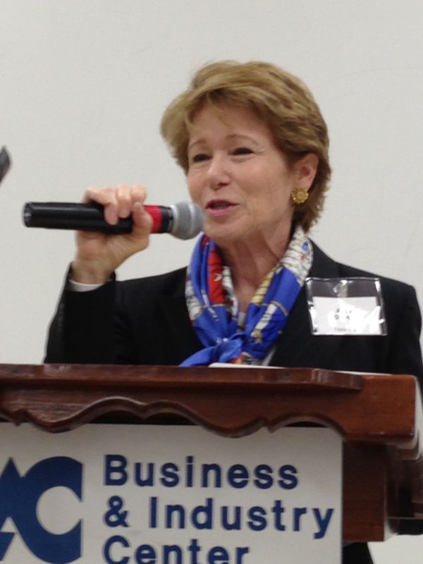 Alice O’Brien speaks at the Amarillo College Business & Industry Center. Known for her commitment to education and civic planning, O’Brien played a vital role in bridging public policy and community outcomes across the Panhandle.