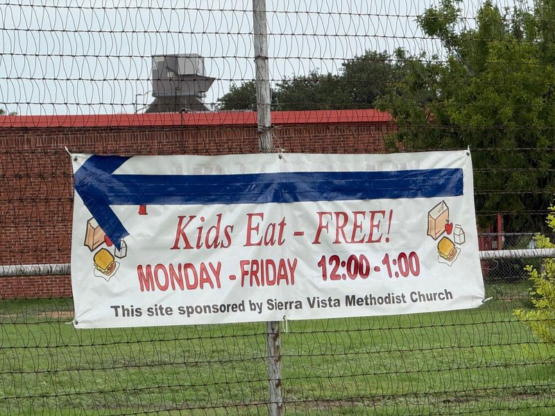 The Tom Green County Hunger Coalition is offering free lunches to children this summer at eight sites throughout San Angelo as part of the Kids Eat-FREE! Program.