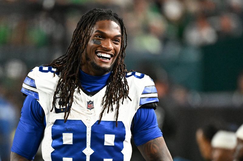 Sep 4, 2025; Philadelphia, Pennsylvania, USA; Dallas Cowboys wide receiver CeeDee Lamb (88) looks on during the fourth quarter of the game against the Philadelphia Eagles at Lincoln Financial Field. Mandatory Credit: Eric Hartline-Imagn Images