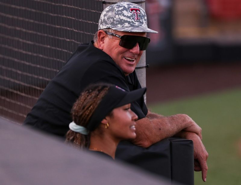 Texas Tech head coach Gerry Glasco talks to Desirae Spearman during an intrasquad softball scrimmage, Thursday, Sept. 11, 2025, at Rocky Johnson Field.