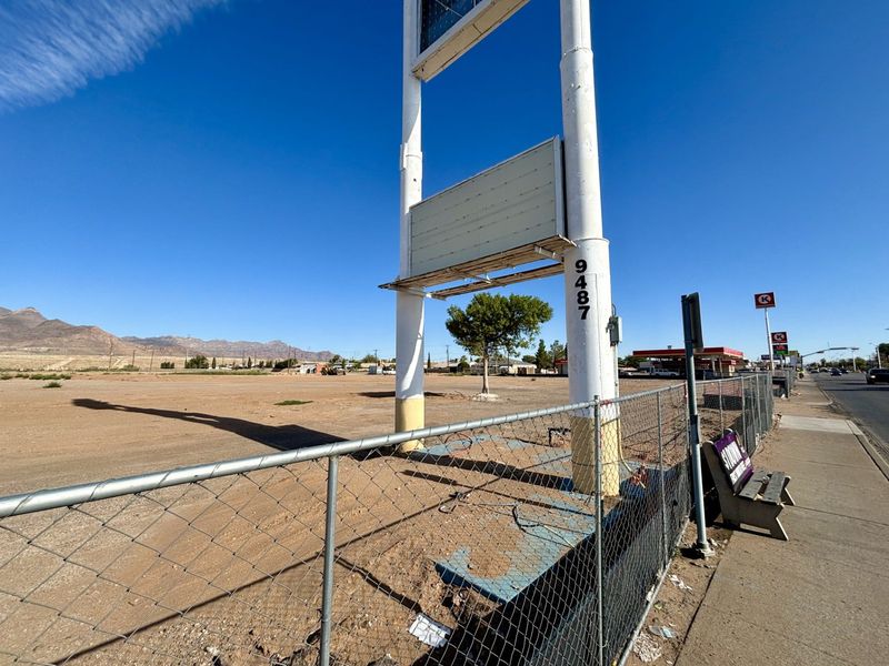 A new Circle K fuel canopy is slated to be built near the corner of Dyer Street and Sanders Avenue in Northeast El Paso.