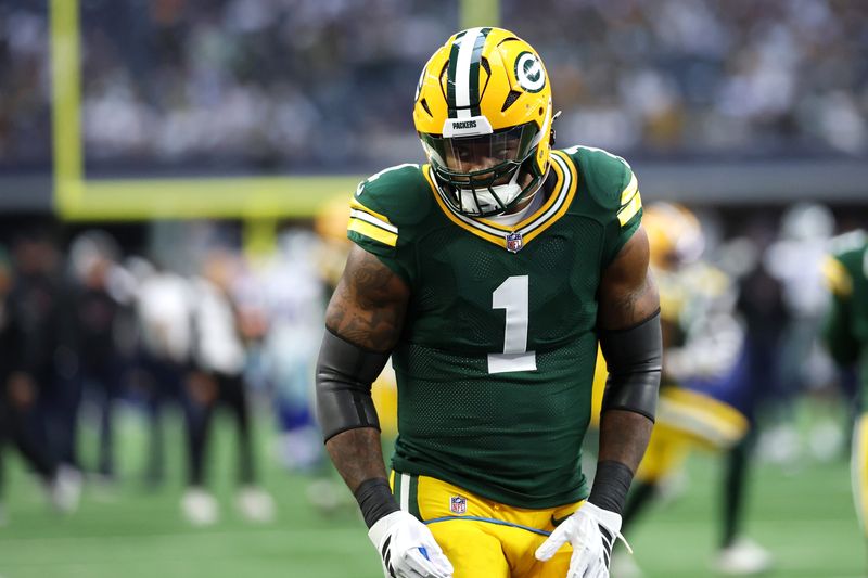 Sep 28, 2025; Arlington, Texas, USA; Green Bay Packers defensive end Micah Parsons (1) warms up before the game against the Dallas Cowboys at AT&T Stadium. Mandatory Credit: Kevin Jairaj-Imagn Images