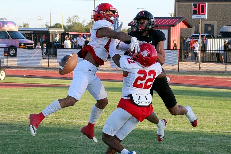 The Anson Tigers squared off against the Albany Lions in a non-district matchup of Class 2A Big Country football powers on Friday, Sept. 25, at Tiger Stadium in Anson. The Tigers emerged victorious from a defensive battle, as Anson secured a 20-6 win to improve to 5-0.