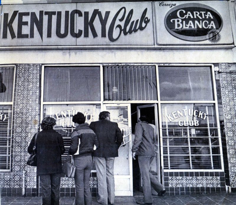 The Kentucky Club in Juárez, shown in 1986, is hardly more than a stone's throw across the river from El Paso.