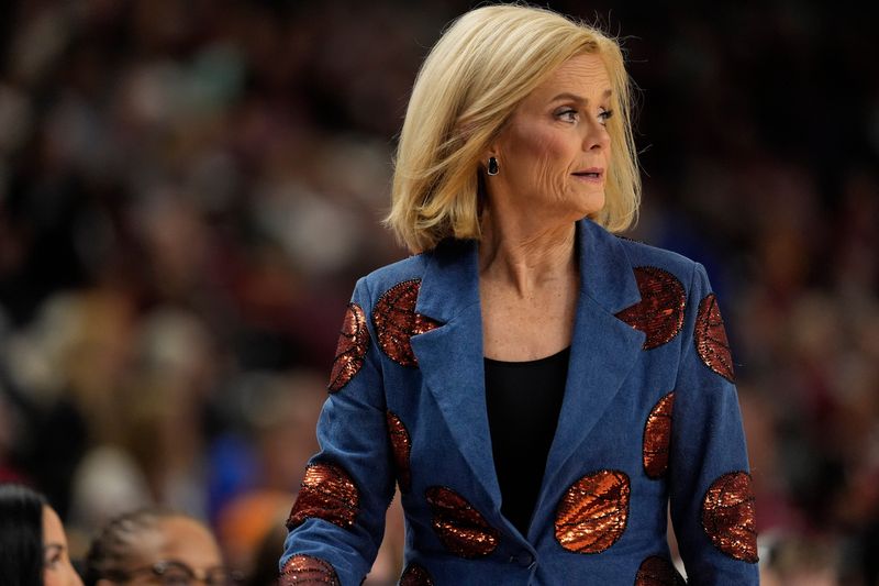 Mar 6, 2026; Greenville, SC, USA; Louisiana State Tigers head coach Kim Mulkey during the first half against the Oklahoma Sooners at Bon Secours Wellness Arena. Mandatory Credit: Jim Dedmon-Imagn Images