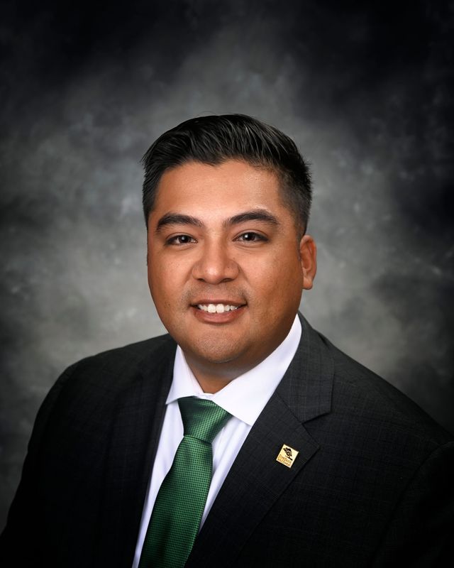 Canyon Market President Paul De Leon
