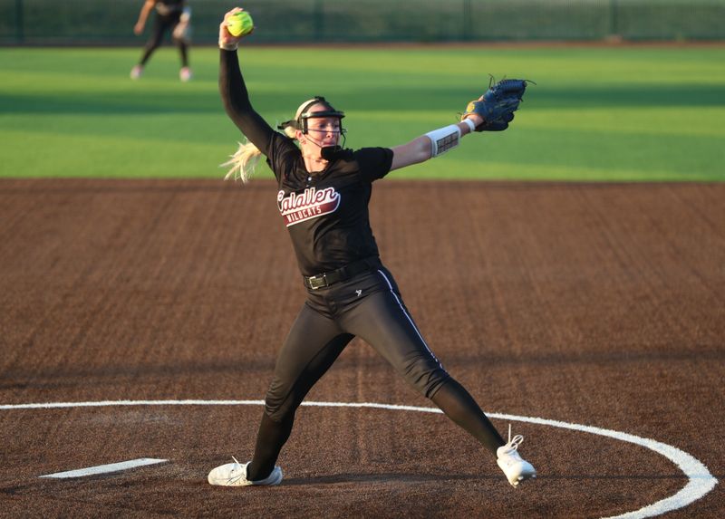 Calallen pitcher Jordyn Thibodeaux delivers a pitch during Friday's District 31-4A game against Tuloso-Midway at Tuloso-Midway High School on March 27, 2026.