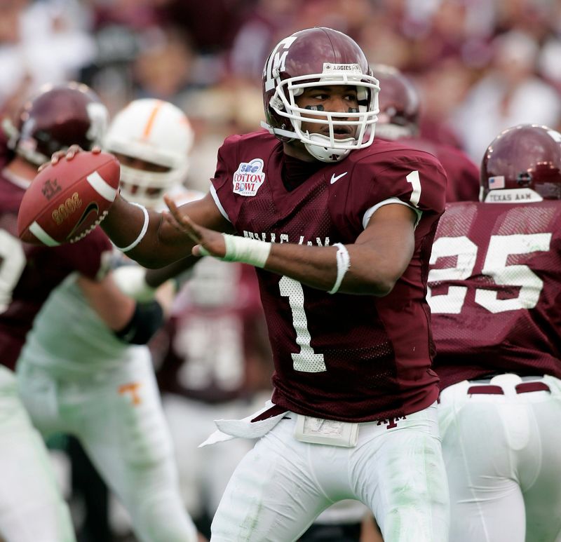 Jan 1, 2005; Dallas, TX, USA;
Texas A&M Aggie quarterback Reggie McNeal #1 passes against the Tennessee Volunteers at the Cotton Bowl in Dallas Texas. Mandatory Credit: Photo by Tim Heitman-USA TODAY Sports (c) Copyright 2004 Tim Heitman