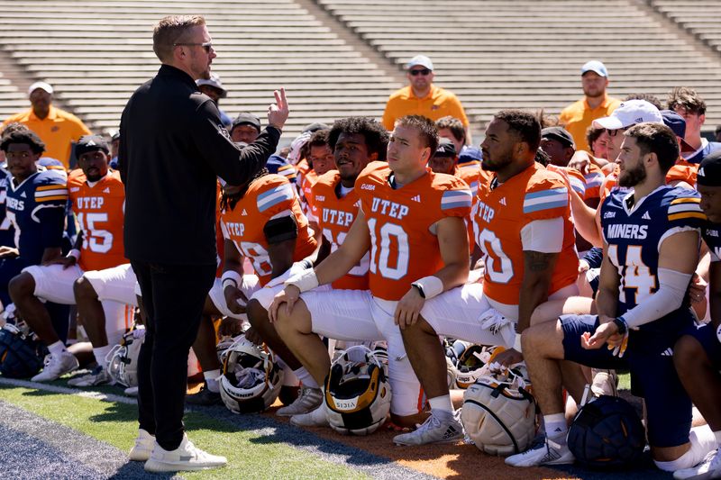 UTEP head coach Scotty Walden talks to his team after the UTEP Spring Game at the Sun Bowl in El Paso on Saturday, April 18, 2026.