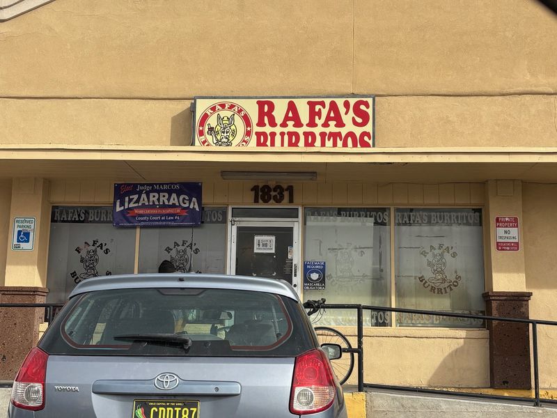 Rafa's Burritos II at 1831 Montana Ave.