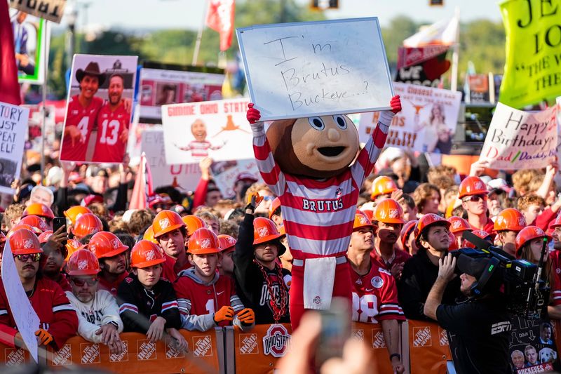 Brutus Buckeye holds up a sign on the set of ESPN College GameDay prior to the football game against Texas on Aug. 30, 2025.