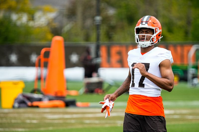 Cleveland Browns wide receiver KC Concepcion looks downfield during the first day of rookie minicamp May 8, 2026, at Cross Country Mortgage Campus in Berea, Ohio.