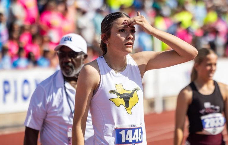 Gracie Lain can smile again, helps Gordon girls track win second ...