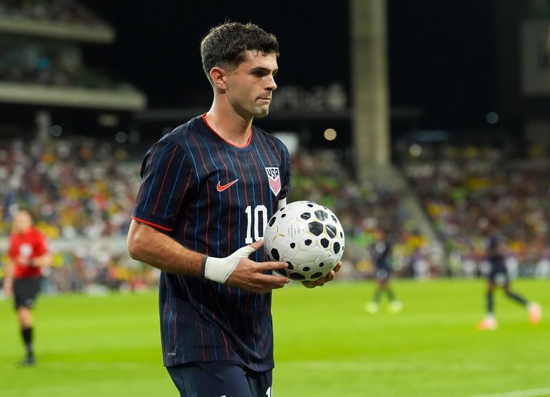 Christian Pulisic (10), shown here in October 2025, will again lead the U.S. men's national soccer team into the 2026 World Cup.