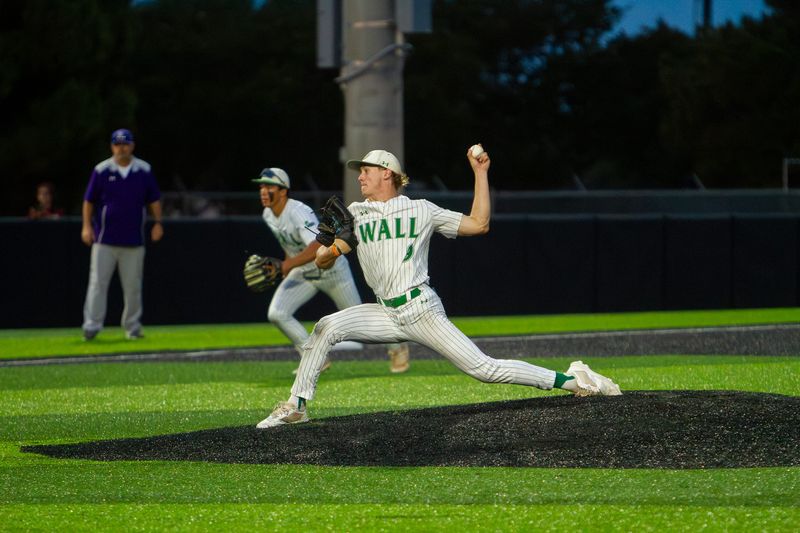 Wall baseball's Kellan Oliver (9) throws a pitch against Jacksboro in Game 2 of the Class 3A DII Region I final at ACU's Crutcher Scott Field in Abilene on Thursday, May 21, 2026.