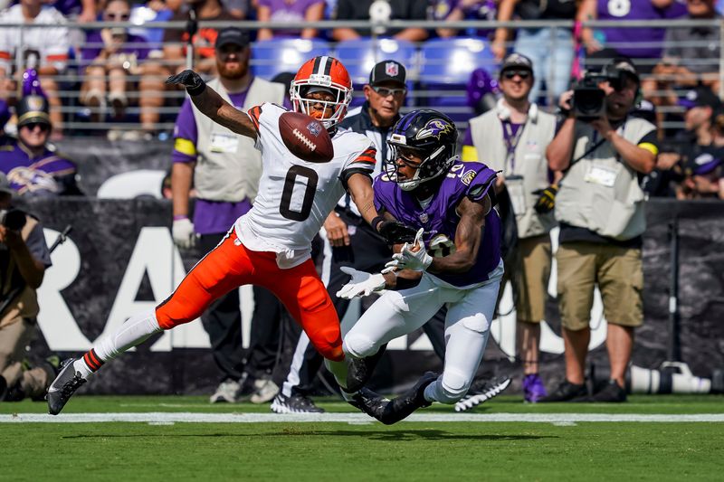 Sep 14, 2025; Baltimore, Maryland, USA; Baltimore Ravens wide receiver DeAndre Hopkins (10) completes a reception during the third quarter at M&T Bank Stadium. Mandatory Credit: Mitch Stringer-Imagn Images