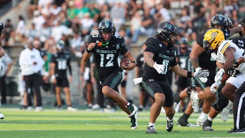 Micah Alejado is a sophomore quarterback at Hawaii.