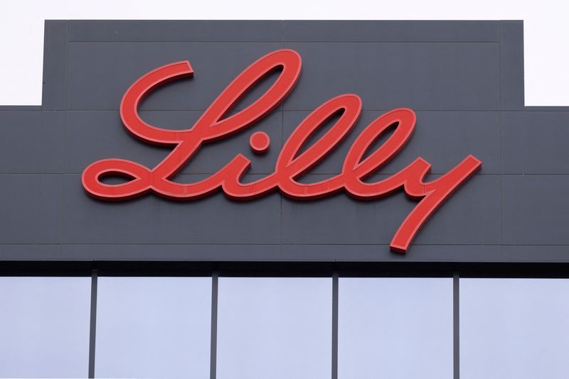 FILE PHOTO: Lilly Biotechnology Center is shown in San Diego, California, U.S. March 1, 2023, after Eli Lilly and Co on Wednesday said it will cut list prices by 70% for its most commonly prescribed insulin products, Humalog and Humulin, beginning from the fourth quarter of this year. REUTERS/Mike Blake/File Photo