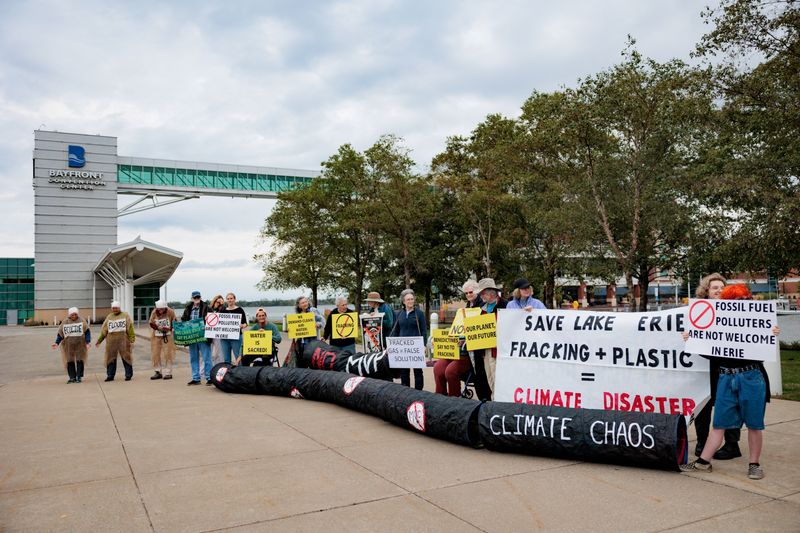 FILE PHOTO: Environmental activists protest outside of Shale Insight 2024 held by the Marcellus Shale Coalition in Erie, Pennsylvania, U.S., September 25, 2024. REUTERS/Hannah Beier/File Photo