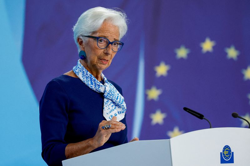 FILE PHOTO: European Central Bank (ECB) President Christine Lagarde addresses the media after the ECB's Governing Council meeting, at the ECB headquarters in Frankfurt, Germany, July 24, 2025. REUTERS/Heiko Becker/File Photo