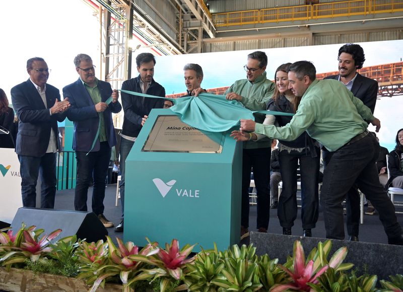 Gustavo Pimenta, CEO of Vale, accompanied by authorities, attends a ceremony to announce the reopening of the Capanema iron ore mine, which had been inactive for 22 years, in Ouro Preto, Minas Gerais state, Brazil September 4, 2025. REUTERS/Washington Alves