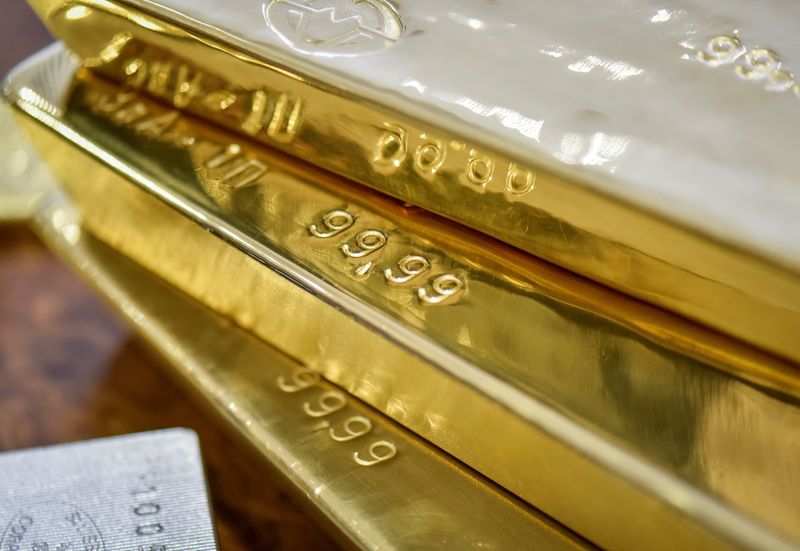 FILE PHOTO: Gold bars are seen at the Kazakhstan's National Bank vault in Almaty, Kazakhstan, September 30, 2016.  REUTERS/Mariya Gordeyeva/File Photo