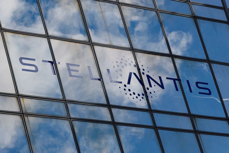 FILE PHOTO: The logo of Stellantis sits on the company's building in Poissy, near Paris, France, February 26, 2025. REUTERS/Stephanie Lecocq/File Photo