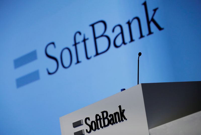 SoftBank Corp's logo is pictured at a news conference in Tokyo, Japan, February 4, 2021. REUTERS/Kim Kyung-Hoon
