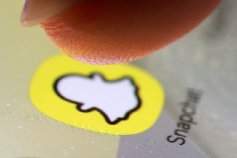 FILE PHOTO: The Snapchat app icon on a smartphone in this illustration taken October 27, 2025. REUTERS/Dado Ruvic/Illustration/File Photo