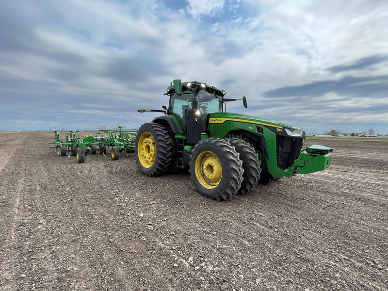 Deere & Co. 8R autonomous tractor is pictured at Jensen Test Farm in Bondurant, Iowa, U.S., April 28, 2022. Picture taken April 28, 2022. REUTERS/Bianca Flowers