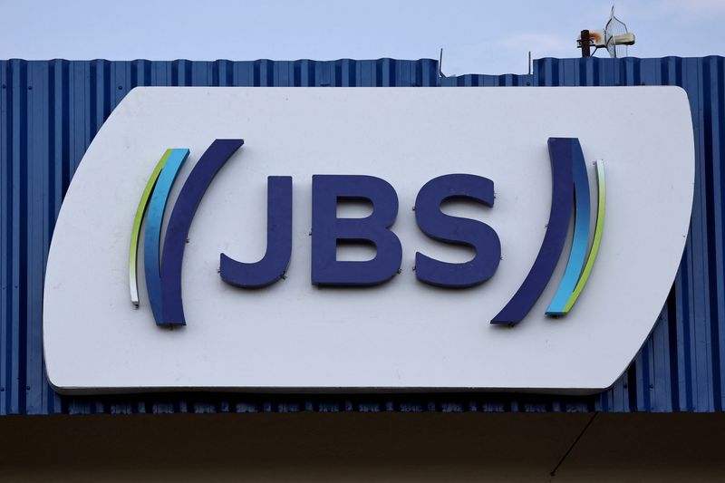 The logo of JBS S.A, the world's largest beef producer, is pictured at a plant of JBS in Santa Maria das Barreiras, Para state, Brazil September 12, 2025. REUTERS/Amanda Perobelli