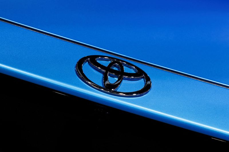 FILE PHOTO: The Toyota logo is seen on a car at India's five-day auto show in New Delhi, India, January 18, 2025. REUTERS/Priyanshu Singh/File Photo