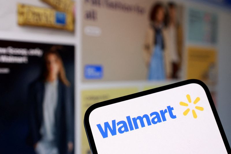 A Walmart logo appears in this illustration taken August 18, 2025. REUTERS/Dado Ruvic/Illustration